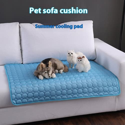 Calm Cool sofa cooling mat for dogs and cats – image 1