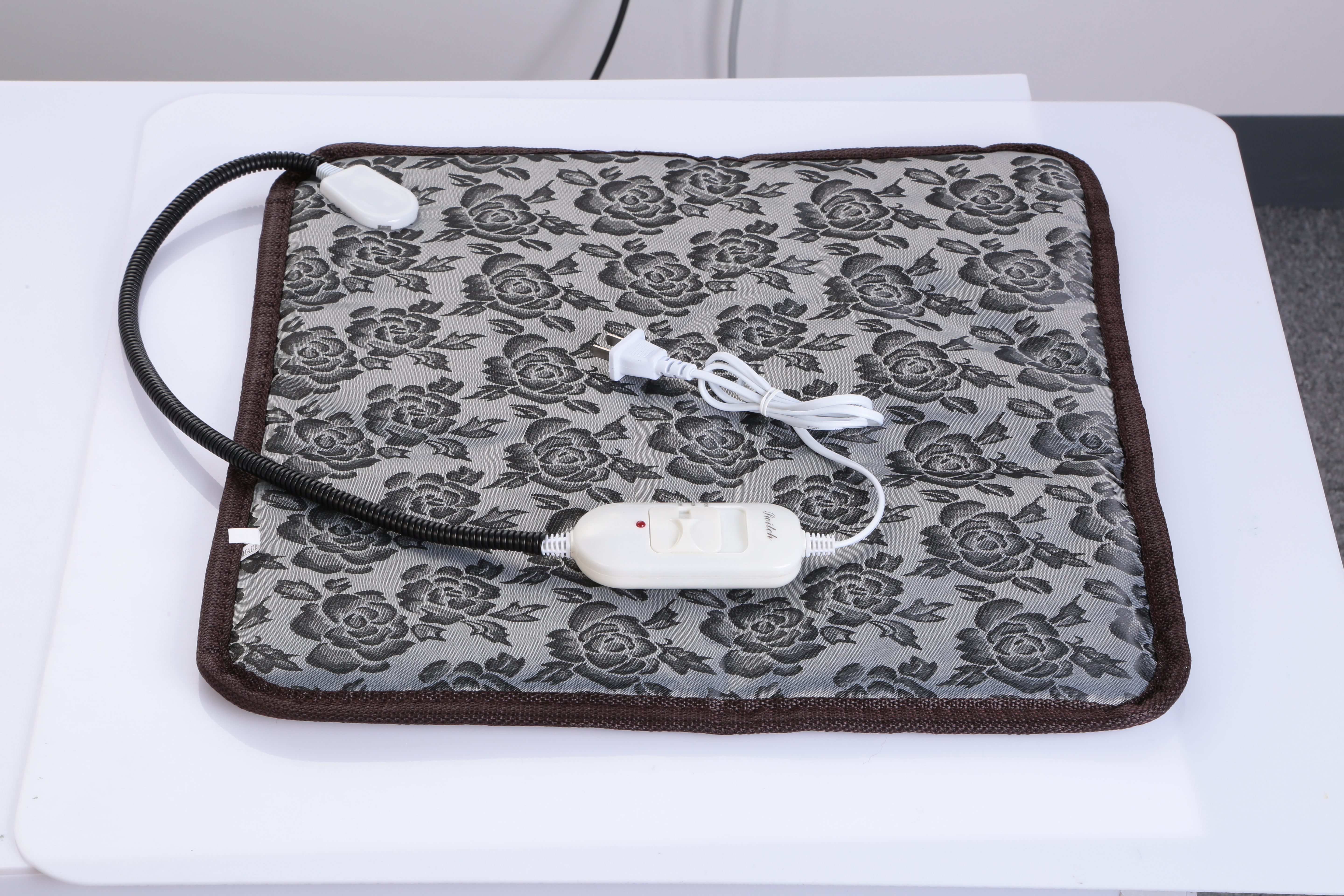 Calm Warm Chew-Proof Pet Heating Pad